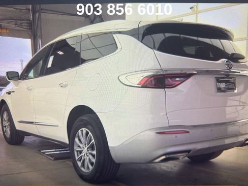 Used 2023 Buick Enclave Essence image 8