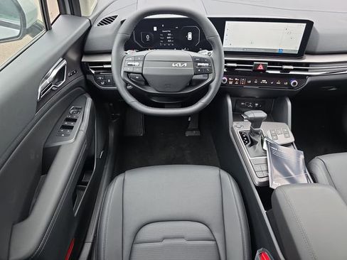 New 2026 Kia Sportage SX FWD image 7