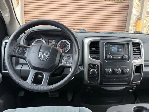 Used 2016 RAM 1500 Classic SLT image 18