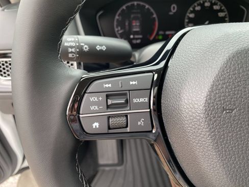 Used 2022 Honda Civic EX image 33