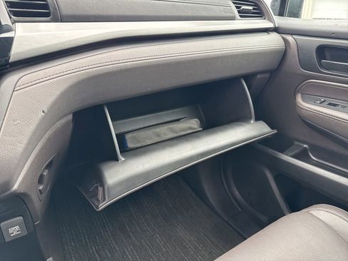 Used 2023 Honda Odyssey EX-L image 22