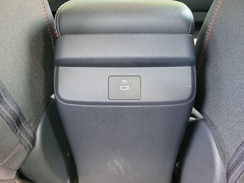 Used 2026 Nissan Sentra SR w/ Floor Mat Package FWD image 16
