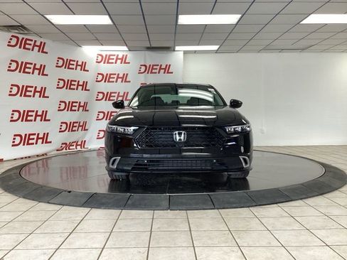New 2026 Honda Accord Touring image 2