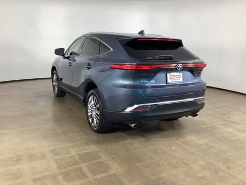 Used 2021 Toyota Venza Limited AWD/4WD image 9