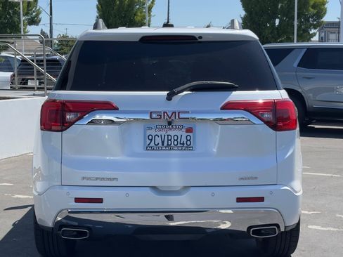 Used 2019 GMC Acadia Denali w/ Technology Package AWD/4WD image 6