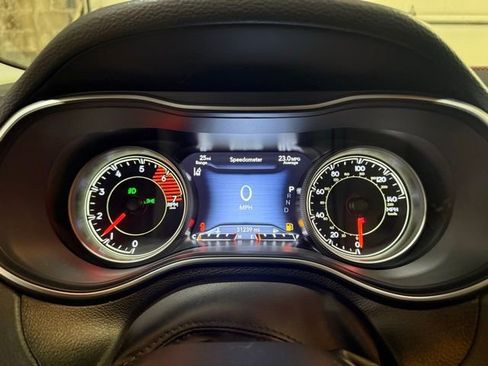 Used 2023 Jeep Cherokee Trailhawk w/ Sun & Sound Group image 7