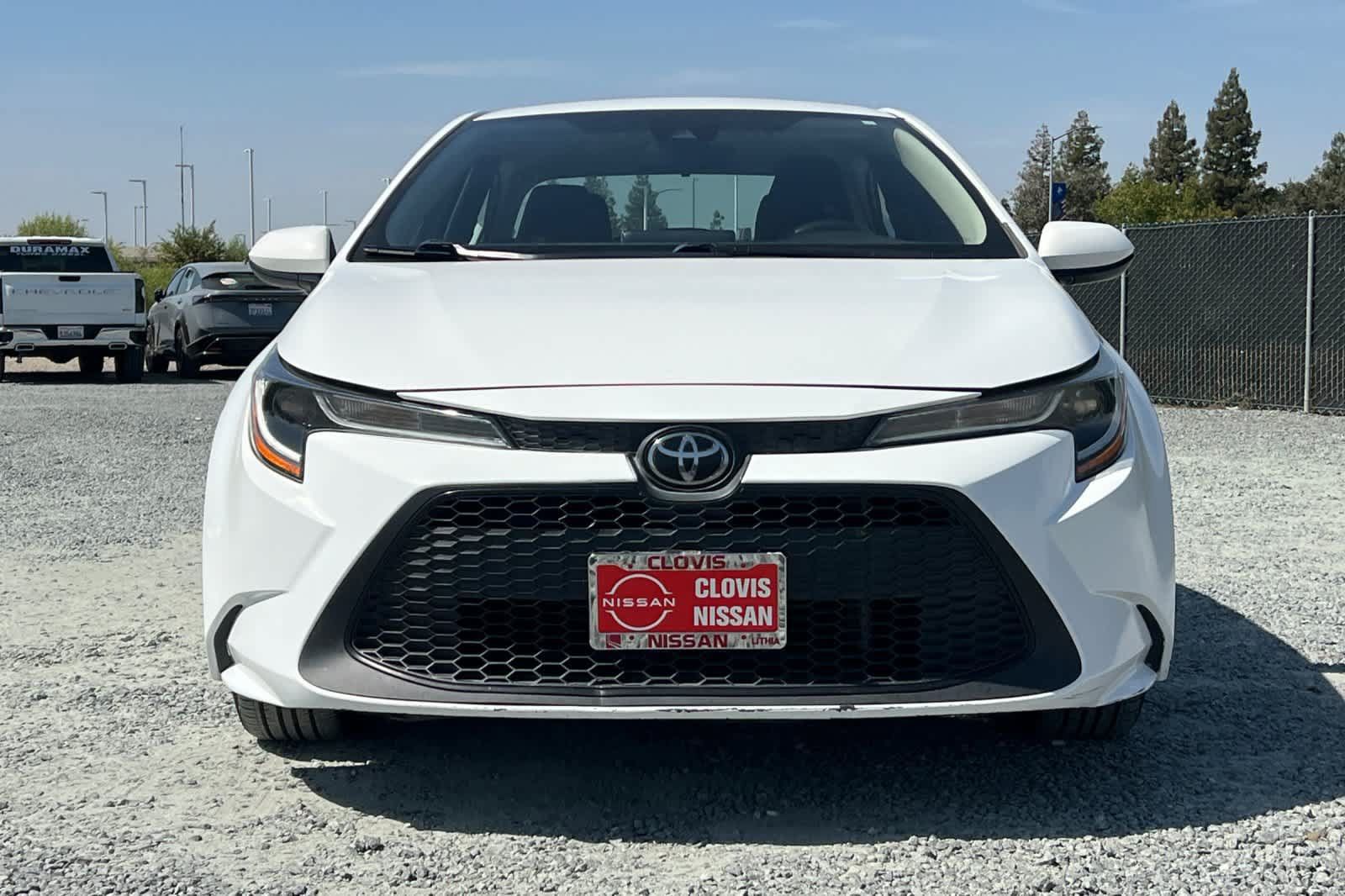 Used 2020 Toyota Corolla LE FWD image 11