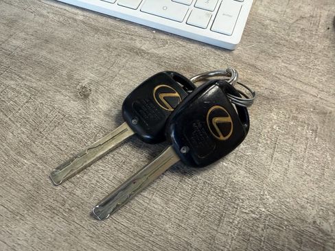 Used 2000 Lexus LX 470 4WD image 27