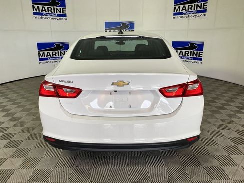 Used 2022 Chevrolet Malibu LS FWD image 17