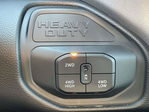 Certified 2026 RAM 2500 Big Horn AWD/4WD image 23