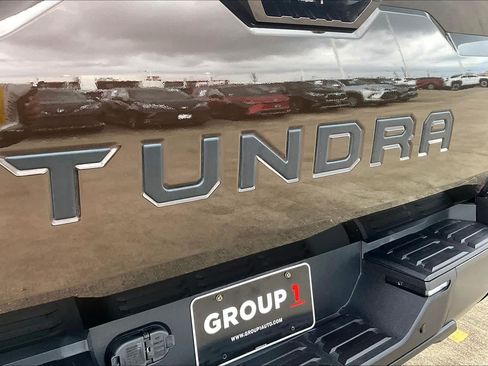 Used 2024 Toyota Tundra Limited w/ TRD Off-Road Package AWD/4WD image 31