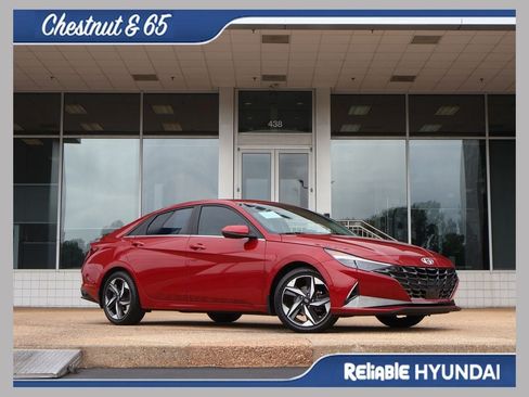 Used 2023 Hyundai Elantra Limited FWD image 1