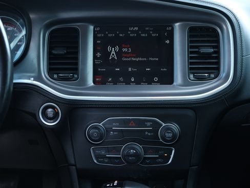 Used 2022 Dodge Charger SXT w/ Plus Group image 8