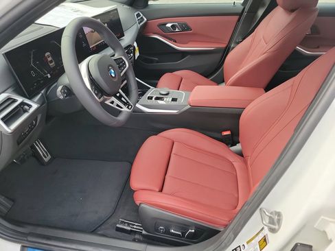 Certified 2025 BMW 330i xDrive Sedan w/ M Sport Package image 7