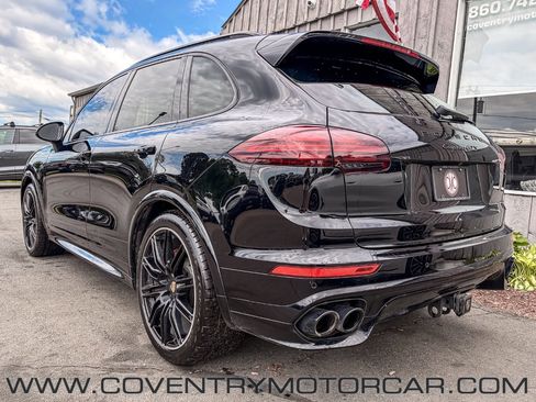 Used 2017 Porsche Cayenne GTS AWD/4WD image 7