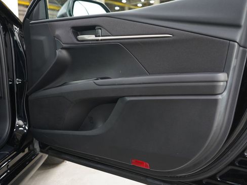 Used 2025 Toyota Camry LE w/ Convenience Package FWD image 9