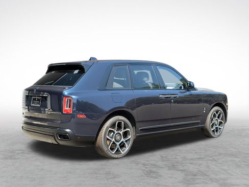 Certified 2024 Rolls-Royce Cullinan Black Badge w/ Leather Finishing Pack AWD/4WD image 11