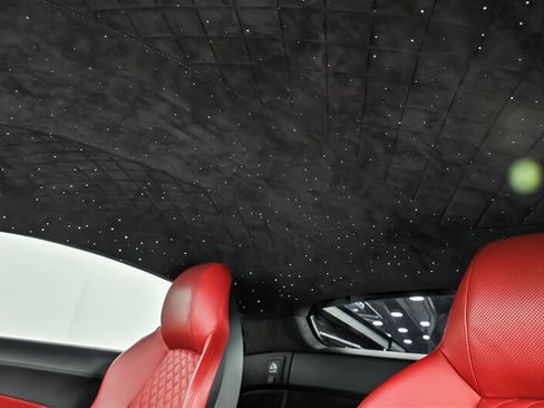 Used 2017 Audi R8 V10 w/ Carbon Exterior Package AWD/4WD image 26