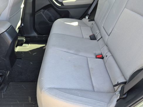 Used 2018 Subaru Forester 2.5i Premium AWD/4WD image 36