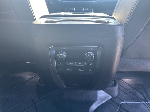 Used 2023 Chevrolet Tahoe High Country w/ Advanced Technology Package image 30