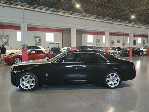 Used 2014 Rolls-Royce Ghost RWD image 3