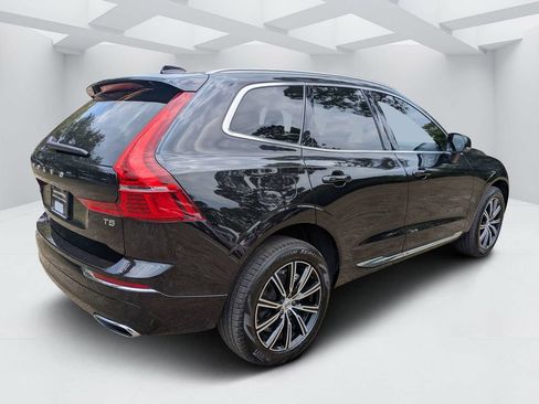 Used 2021 Volvo XC60 T5 Inscription FWD image 3