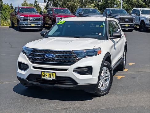 Certified 2023 Ford Explorer XLT AWD/4WD image 1