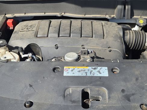 Used 2017 Chevrolet Traverse Premier w/ LPO, 'HIT The Road' Package image 27