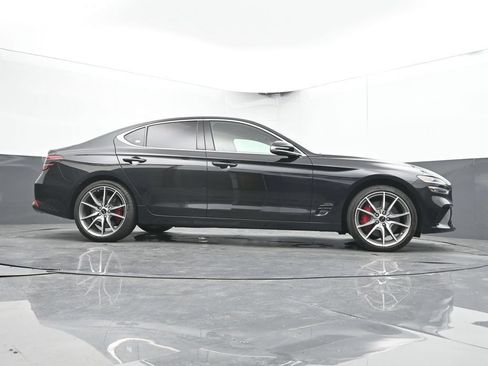 Used 2025 Genesis G70 2.5T AWD/4WD image 39