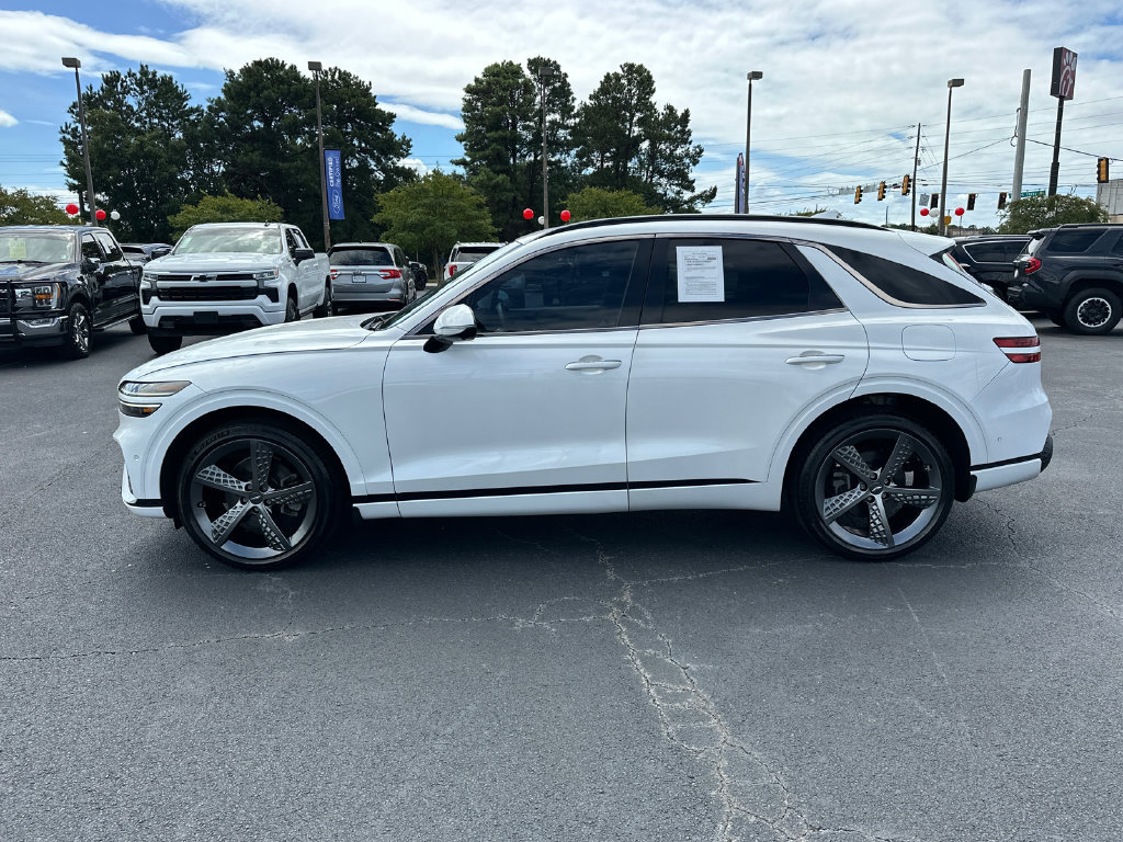 Used 2022 Genesis GV70 2.5T w/ Sport Prestige Package AWD/4WD image 4