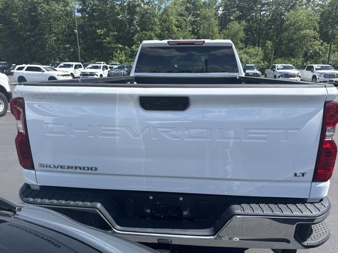 Used 2025 Chevrolet Silverado 2500 LT w/ Convenience Package AWD/4WD image 3