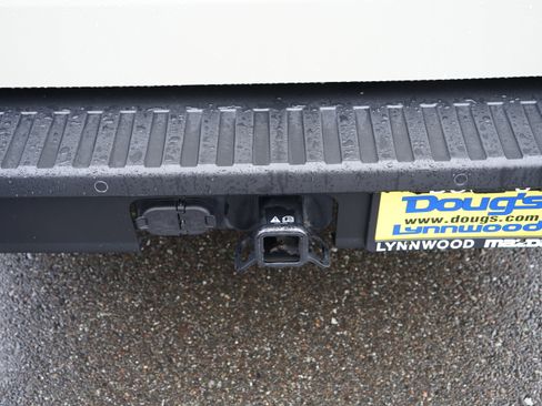 Used 2024 Ford Maverick Lariat w/ FX4 Off-Road Package image 12