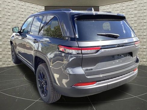 New 2026 Jeep Grand Cherokee Altitude AWD/4WD image 6