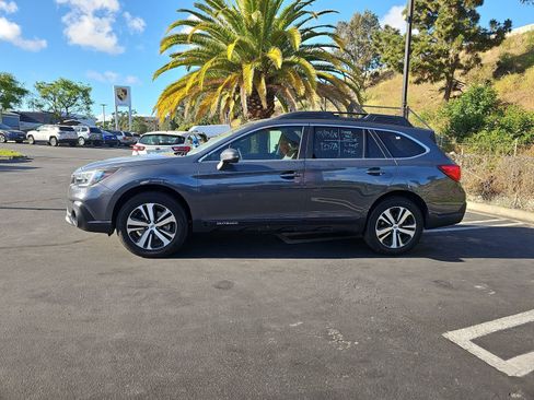 Used 2019 Subaru Outback 2.5i Limited image 4