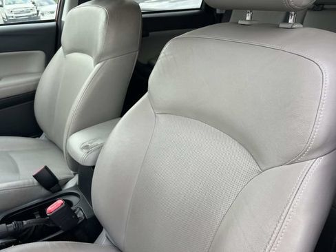 Used 2015 Subaru Forester 2.5i Limited AWD/4WD image 27