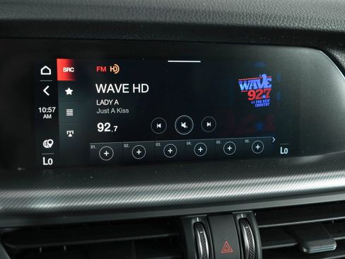 New 2025 Alfa Romeo Stelvio Sprint image 37