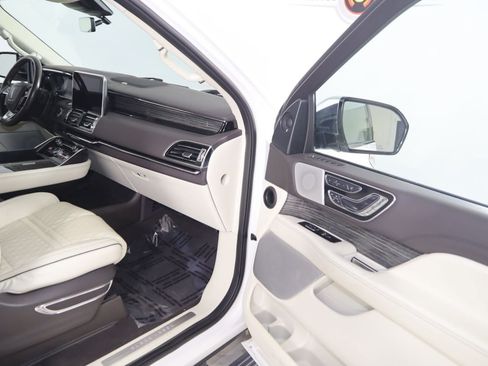 Used 2020 Lincoln Navigator Black Label AWD/4WD image 37