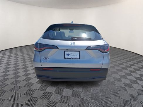 Certified 2025 Honda HR-V LX image 5