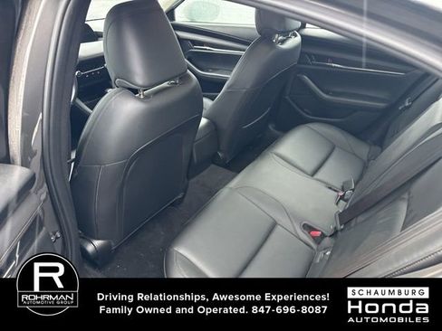 Used 2019 MAZDA MAZDA3 AWD Sedan w/ Select Package image 9