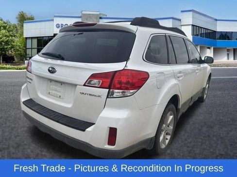 Used 2013 Subaru Outback 2.5i Premium AWD/4WD image 5