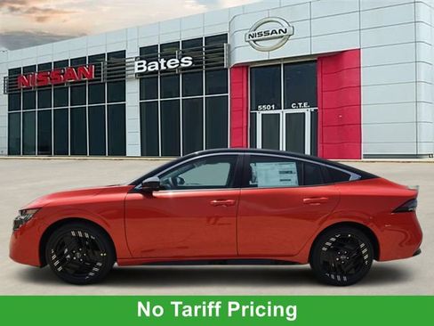 New 2026 Nissan Sentra SR FWD image 3