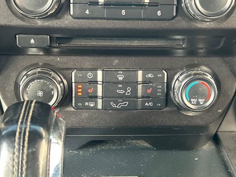 Used 2018 Ford F150 XLT w/ Equipment Group 302A Luxury image 14