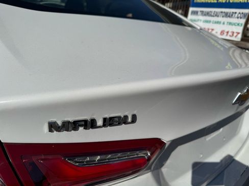 Used 2019 Chevrolet Malibu LT FWD image 9