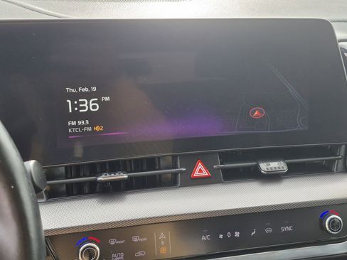 Used 2023 Kia Sportage SX image 22