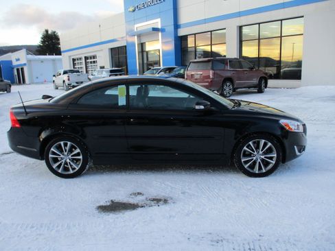Used 2013 Volvo C70 T5 image 4