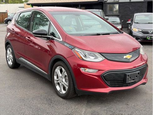 Used 2017 Chevrolet Bolt LT FWD image 3