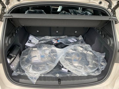 New 2026 BMW X1 xDrive28i AWD/4WD image 6