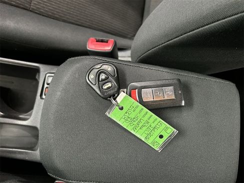 Used 2017 Mitsubishi Lancer SE image 12