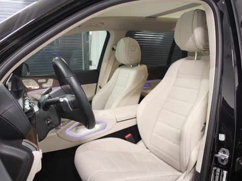 Certified 2025 Mercedes-Benz GLS 450 GLS 450 image 5