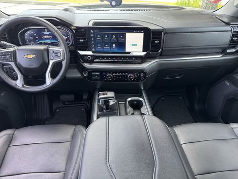 Certified 2023 Chevrolet Silverado 1500 LTZ w/ LTZ Premium Package image 17